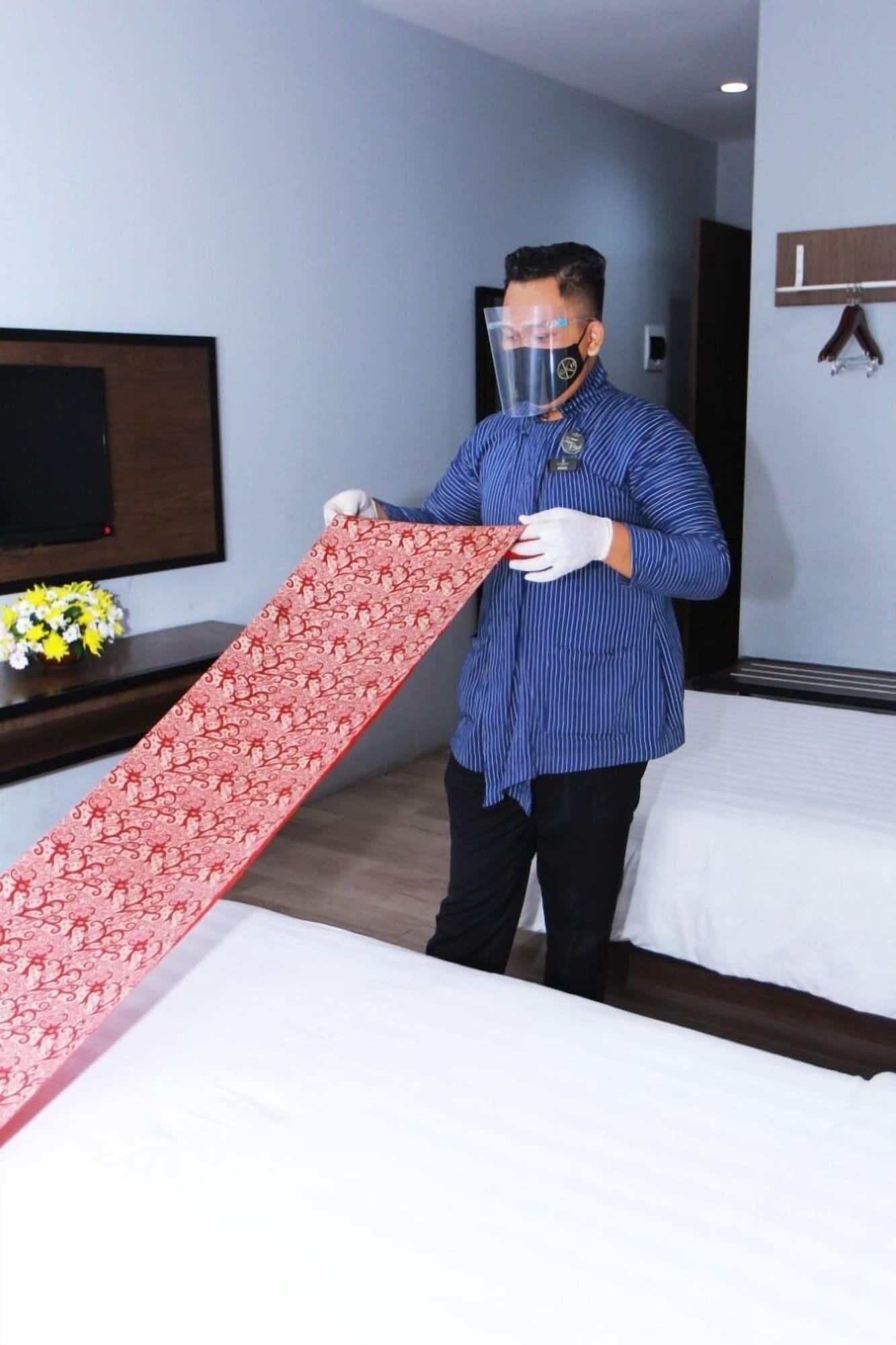 Grand Kangen Hotel Urip Sumoharjo Yogyakarta Exteriör bild