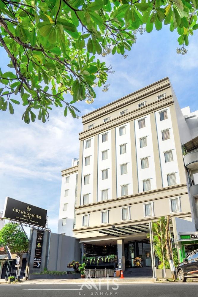 Grand Kangen Hotel Urip Sumoharjo Yogyakarta Exteriör bild