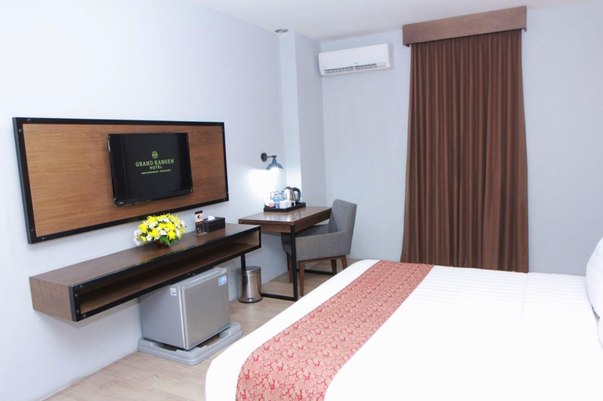 Grand Kangen Hotel Urip Sumoharjo Yogyakarta Exteriör bild
