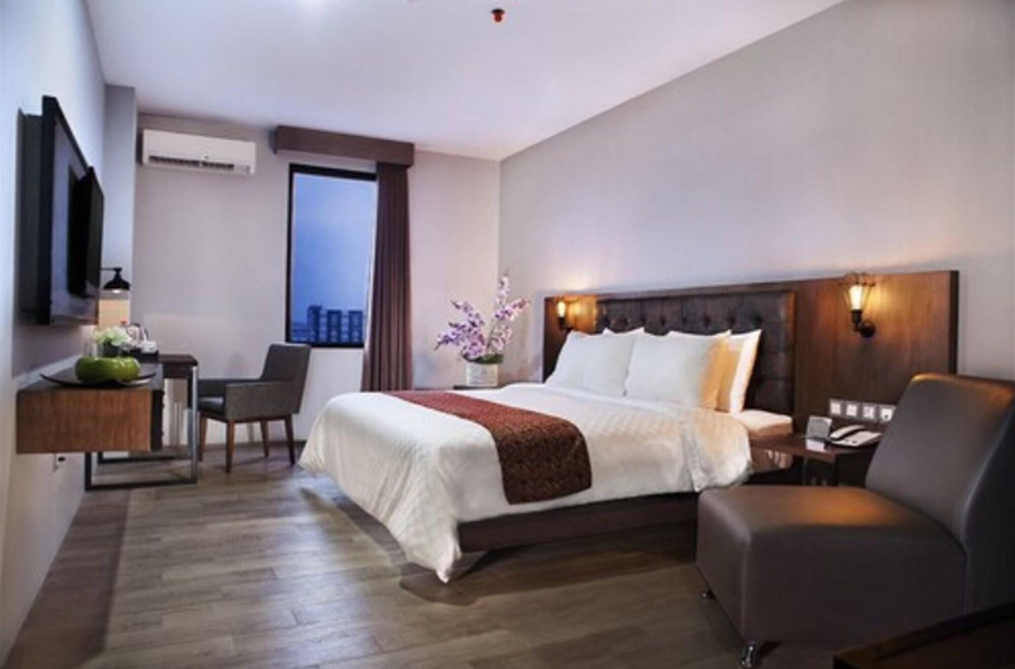 Grand Kangen Hotel Urip Sumoharjo Yogyakarta Exteriör bild